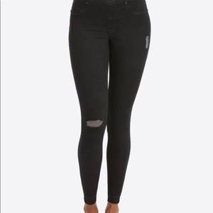 Spanx Vintage Distressed Skinny Jeans NWT